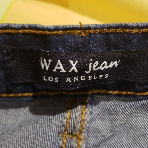 Fashion Nova denim mini skirt - Picture 2 of 3